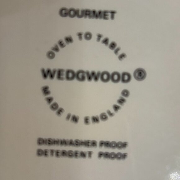 Wedgwood GOURMET pattern oval Covered Casserole Dish with Lid - Picture 5 of 11
